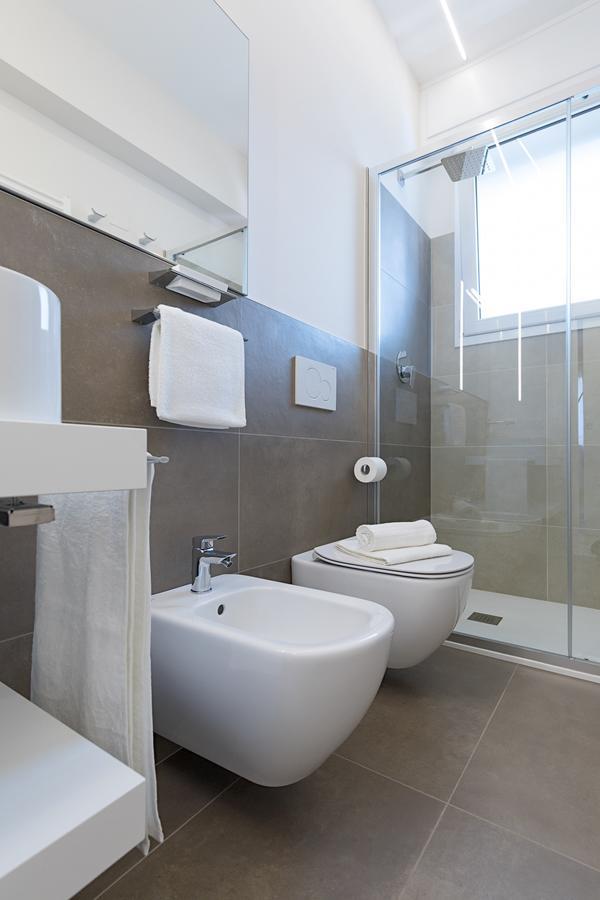 Appartamento Valeria By Wonderful Italy Sirmione Exterior foto
